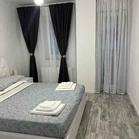 Alice Apartment *